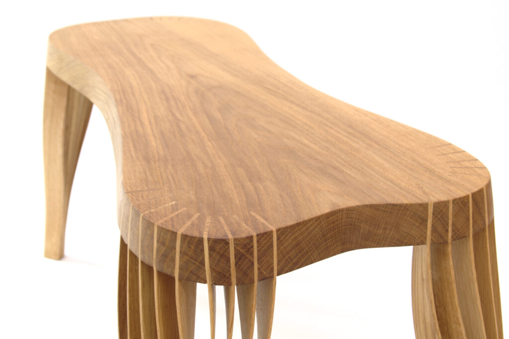 Female Coffeetable (Oak)